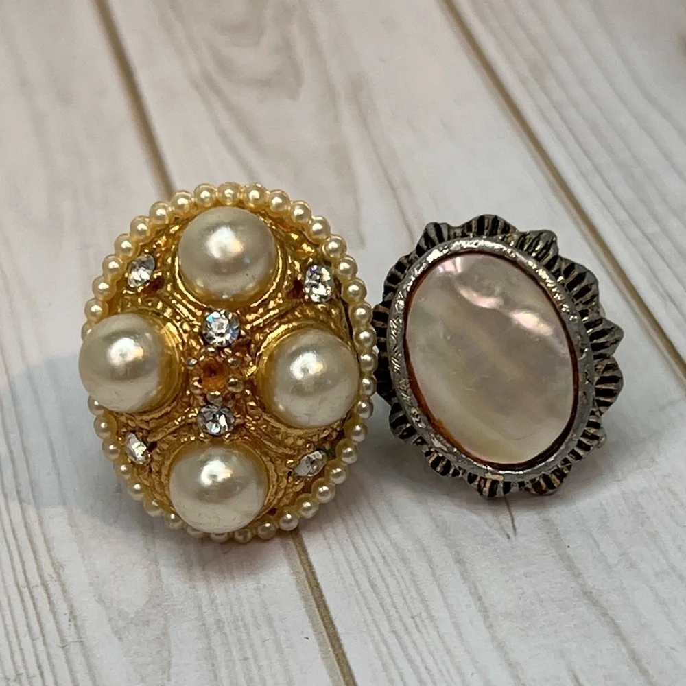 Vintage Rings Lot Gold Silver Pearl Mother of Pearl Adjustable - Picture 4 of 5
